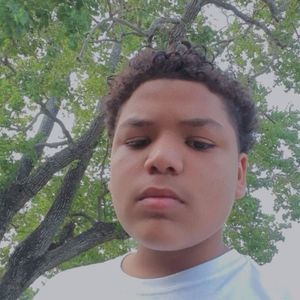 Meet your Posher, Elijah